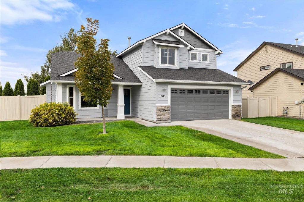 Photo of 880 Yaquina Bay DR, Nampa, ID 83686 (MLS # 99000606)