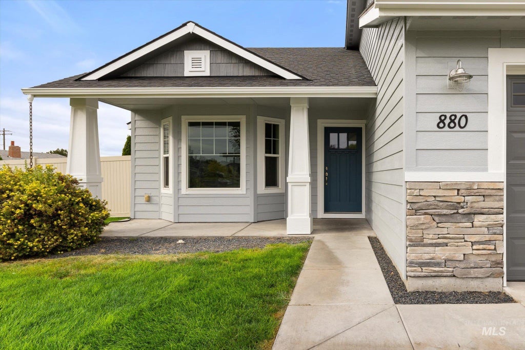 Photo of 880 Yaquina Bay DR, Nampa, ID 83686 (MLS # 99000606)