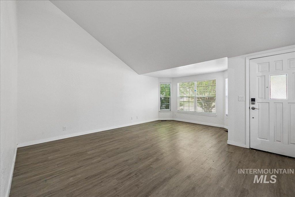 Photo of 11639 W Ginger Creek Drive, Boise, ID 83713 (MLS # 98991306)