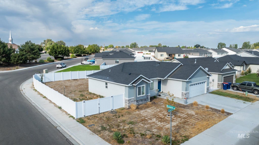 Photo of 796 Cortni Dr #1, Twin Falls, ID 83301 (MLS # 98999068)