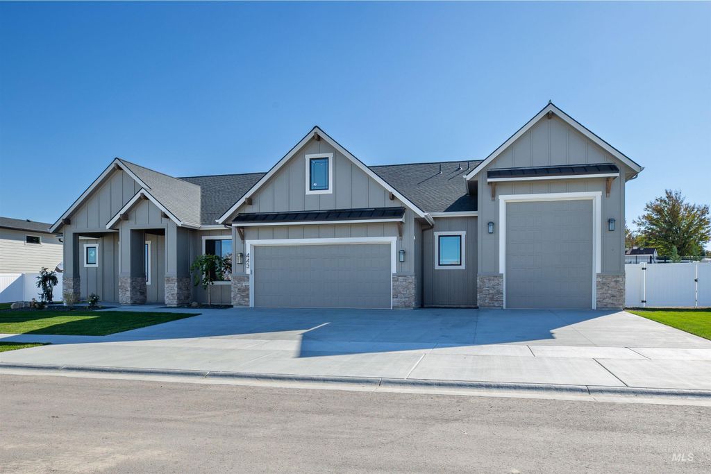 Photo of 7324 E Osprey Estates Dr, Nampa, ID 83686 (MLS # 98960726)