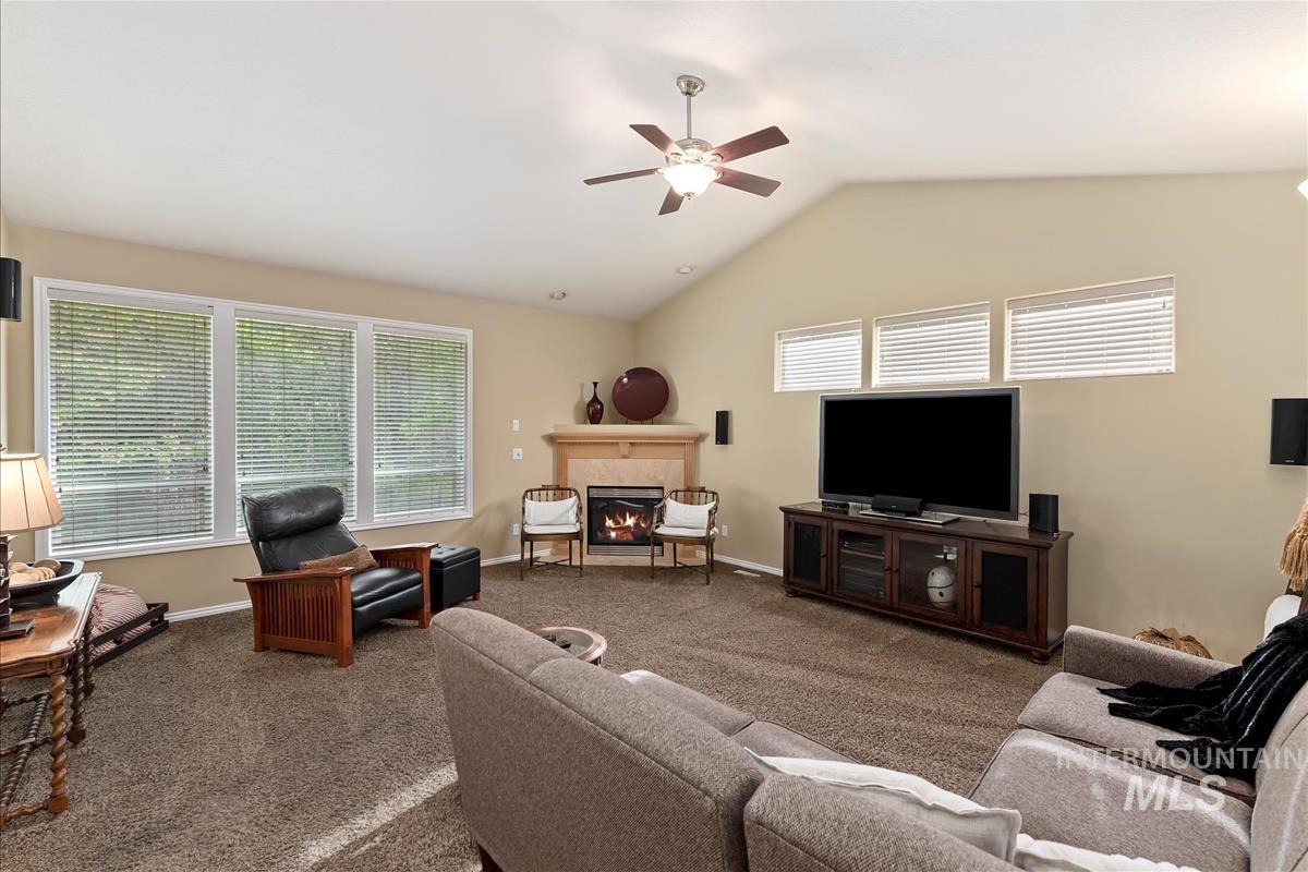 444 S Middle Creek Dr