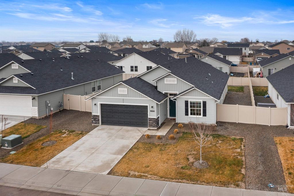 Photo of 19593 Delmarva Ave, Caldwell, ID 83605 (MLS # 98976580)