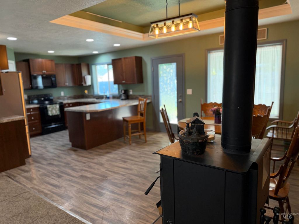 Photo of 715 S Florence Ct, Nampa, ID 83686 (MLS # 98987527)