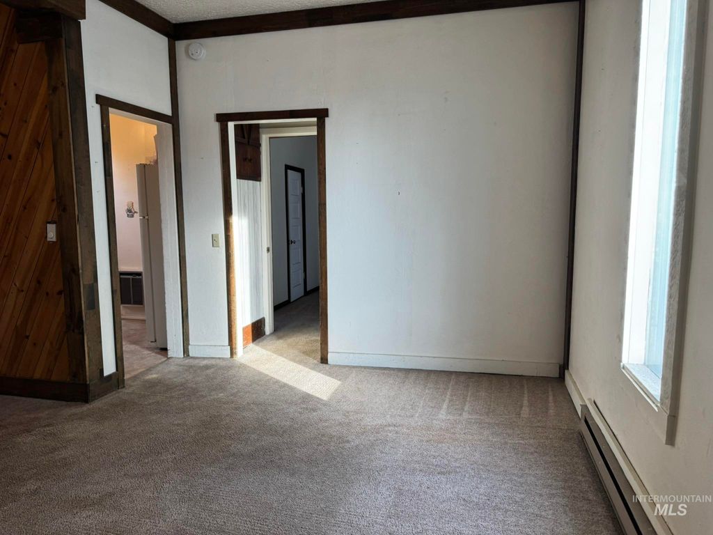 Photo of 518 Montana Street, Gooding, ID 83330 (MLS # 98964031)