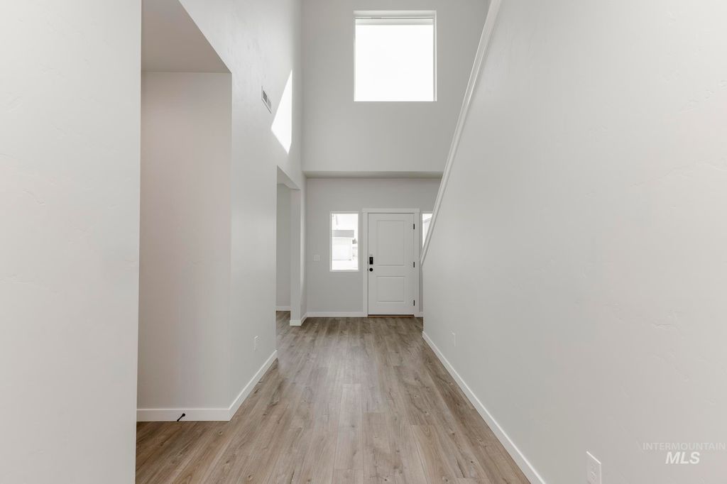 Photo of 5459 W Yarnell St, Eagle, ID 83616 (MLS # 98968573)