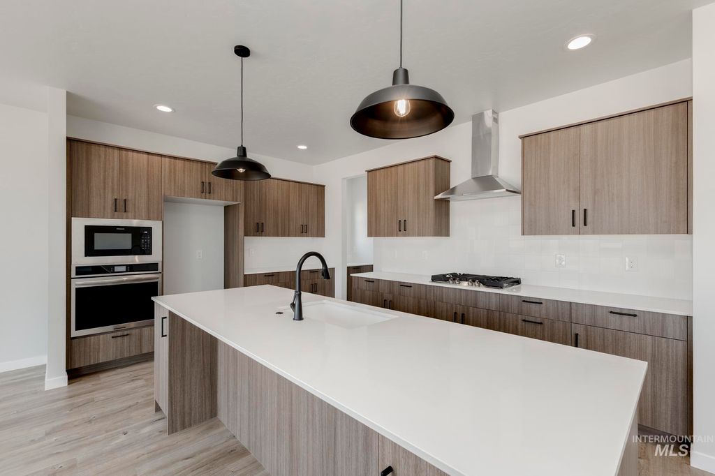 Photo of 5459 W Yarnell St, Eagle, ID 83616 (MLS # 98968573)