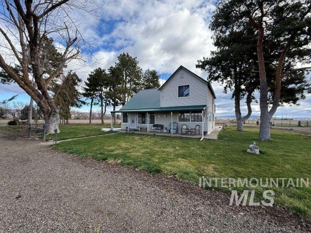 Photo of 848 Jonathan Rd, Weiser, ID 83672 (MLS # 98977184)
