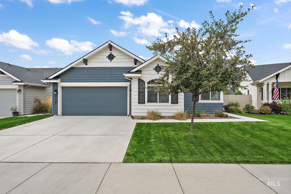 Photo of 4725 N Mallorca Way, Meridian, ID 83646 (MLS # 98971926)