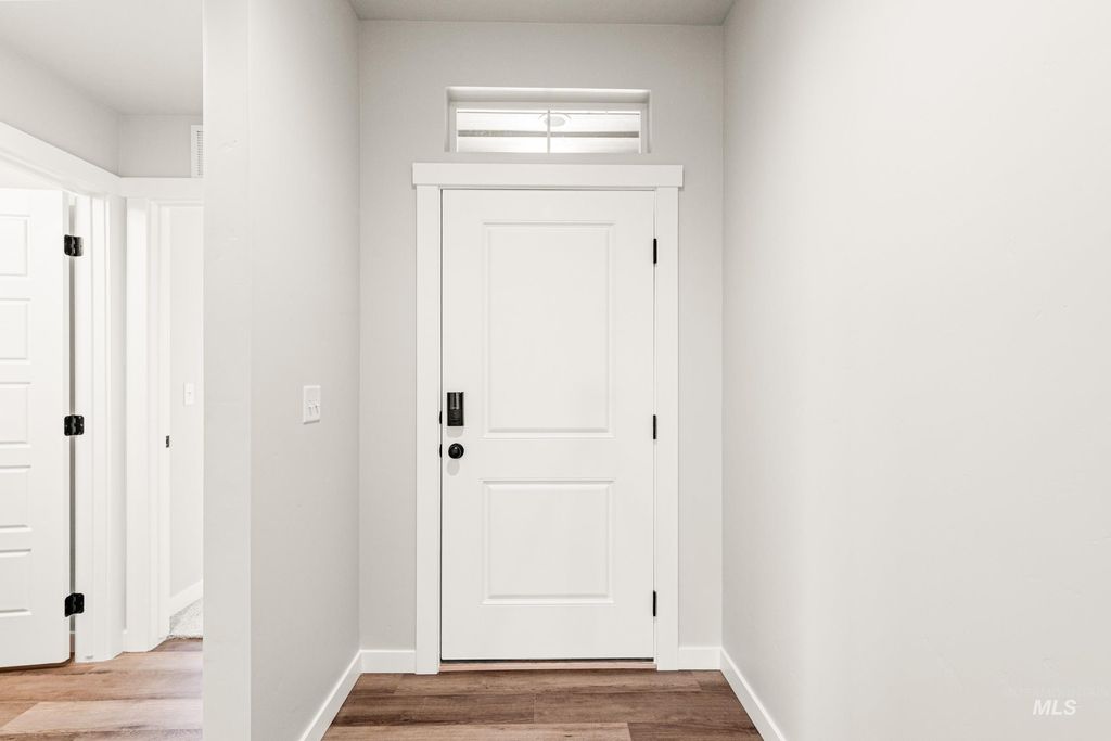 Photo of 6771 W Redwood Creek Dr, Meridian, ID 83646 (MLS # 98979331)