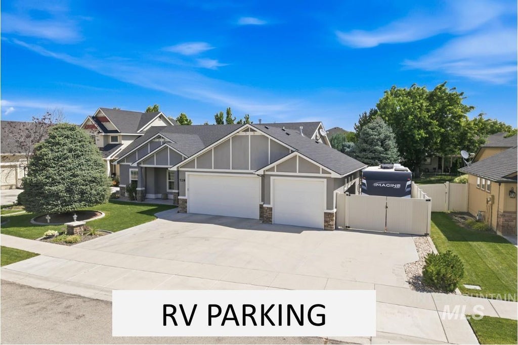 Photo of 728 W Heather Woods Dr, Nampa, ID 83686 (MLS # 98993084)