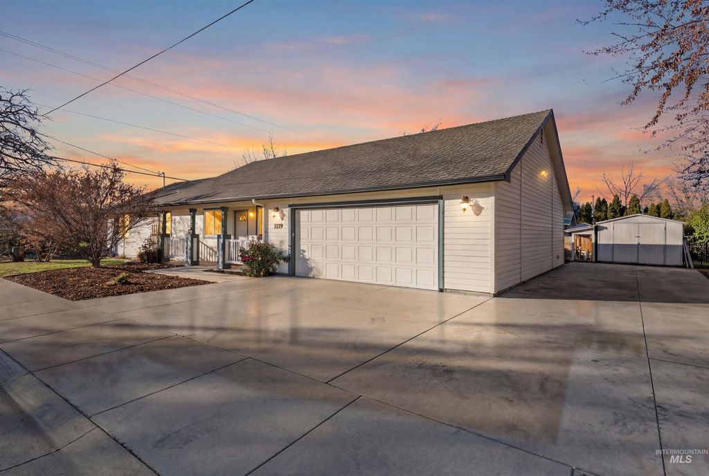 Photo of 1119 Williams Rd, Emmett, ID 83617 (MLS # 98969074)