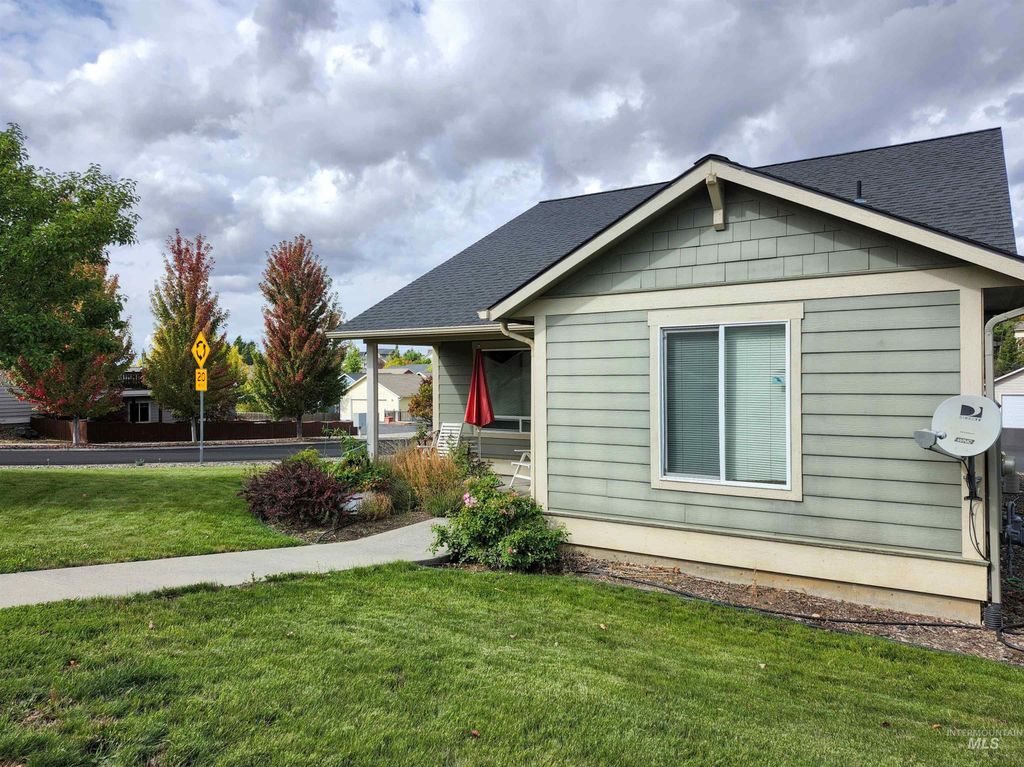 Photo of 2706 Granville St, Moscow, ID 83843 (MLS # 98964063)