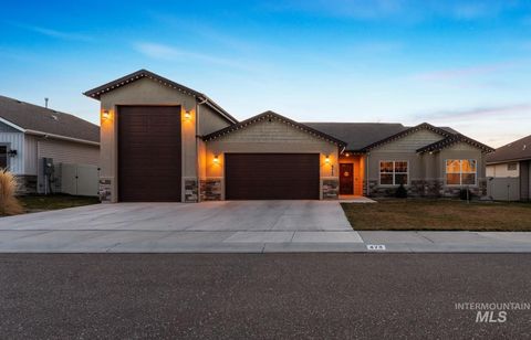 Photo of 473 Pebblebrook Ln, Twin Falls, ID 83301 (MLS # 98976811)