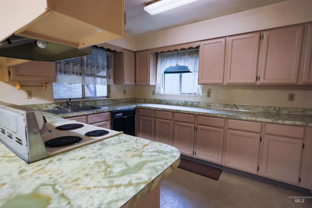 Photo of 717 Big Cedar Road, Kooskia, ID 83539 (MLS # 98979471)