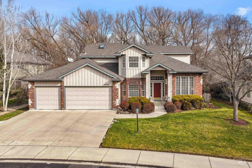 Photo of 1506 S Willow Lake Place, Eagle, ID 83616 (MLS # 98973465)