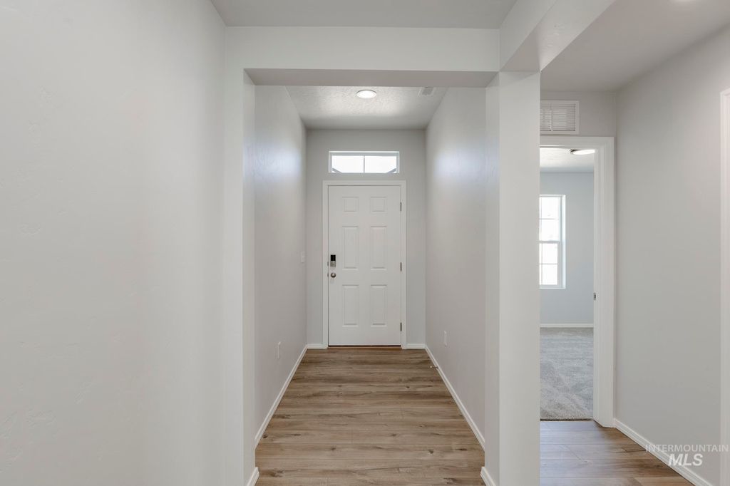 Photo of 313 N Meadowsweet Ave, Kuna, ID 83634 (MLS # 98968769)