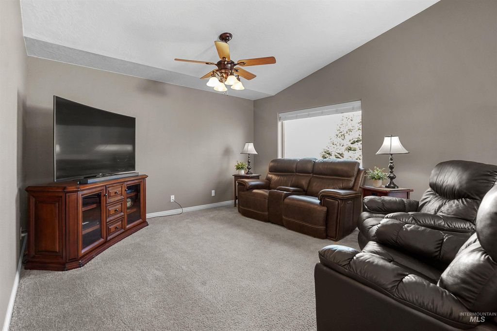 Photo of 72 Pelican Drive, Rupert, ID 83350 (MLS # 98979005)