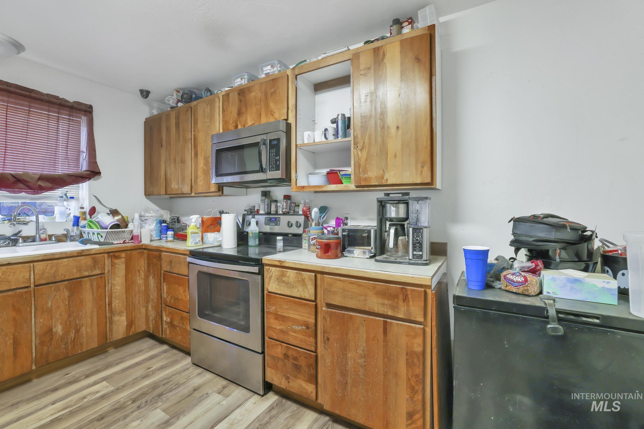 Twin Falls, Idaho 83301, United States, 4 Bedrooms Bedrooms, ,2 BathroomsBathrooms,Residential,Pending,115171