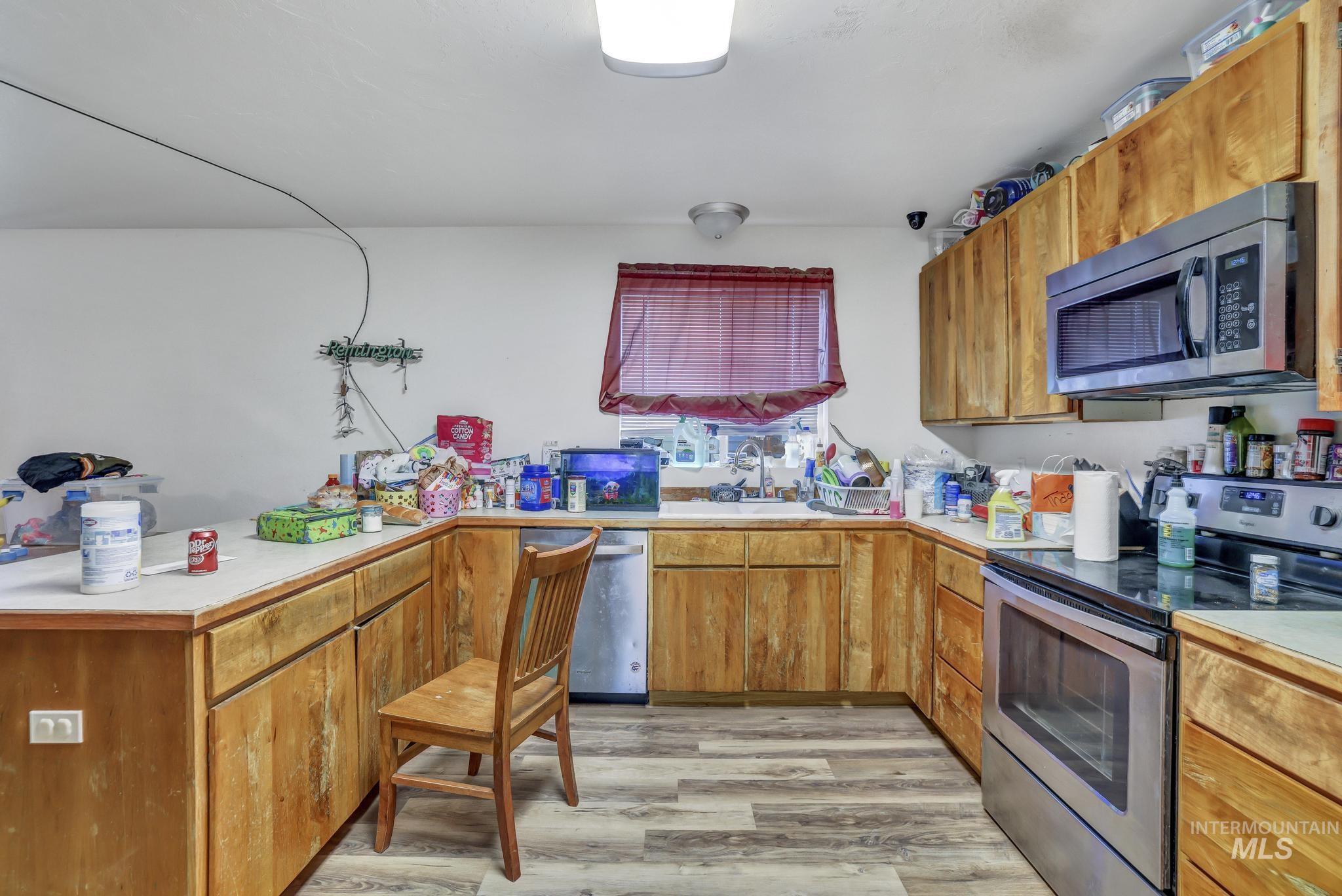 Twin Falls, Idaho 83301, United States, 4 Bedrooms Bedrooms, ,2 BathroomsBathrooms,Residential,Pending,115171