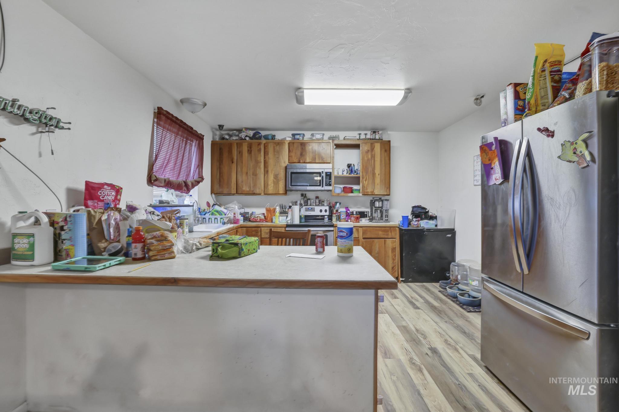 Twin Falls, Idaho 83301, United States, 4 Bedrooms Bedrooms, ,2 BathroomsBathrooms,Residential,Pending,115171