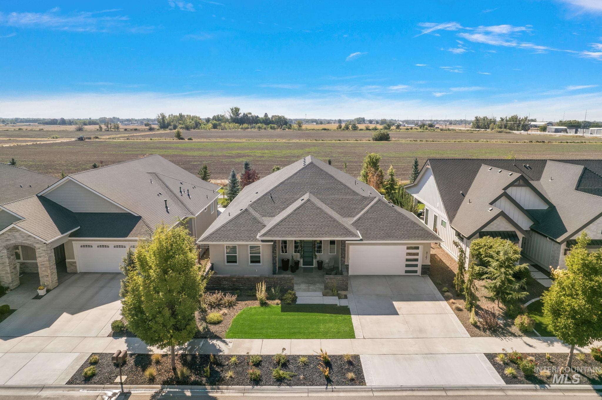 8147 W Corinthia Street