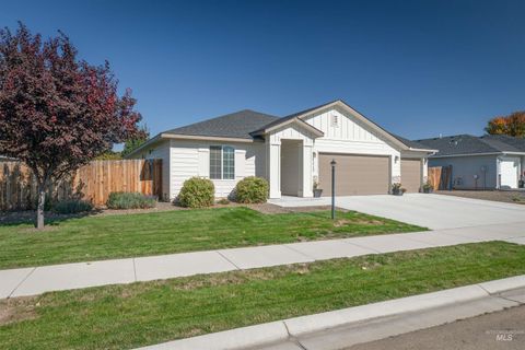 Photo of 1380 Gold St, Middleton, ID 83644 (MLS # 98964116)