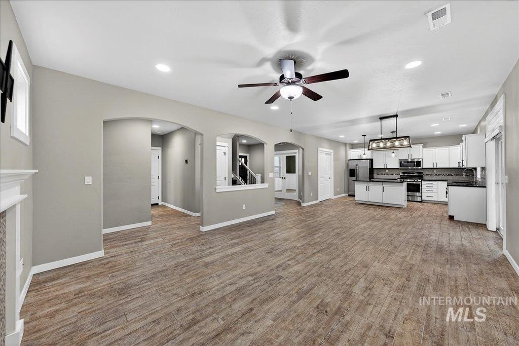 Photo of 12200 W Oneida St, Boise, ID 83709 (MLS # 98971931)