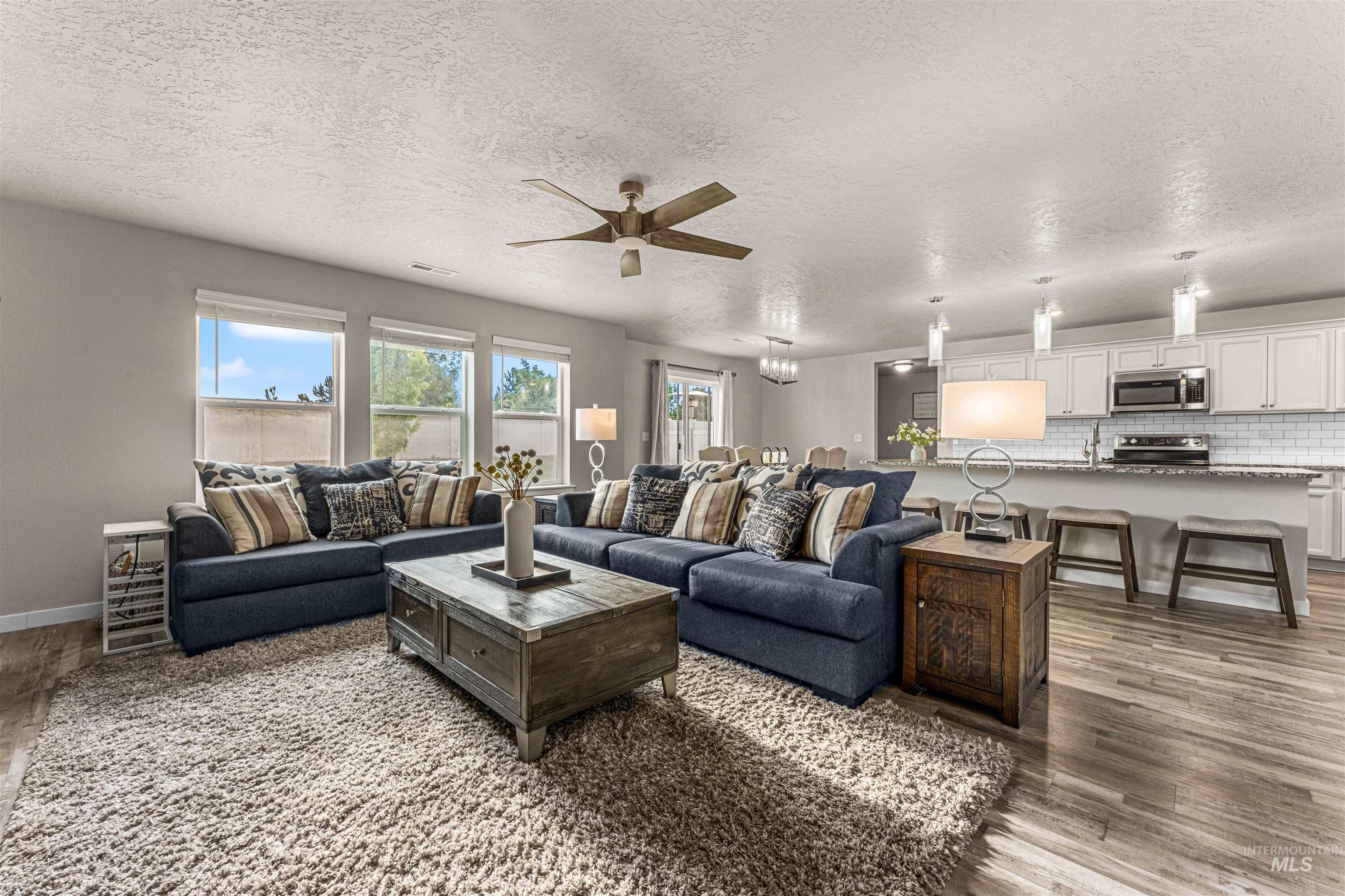 17817 Sunset Ridge Ave.
