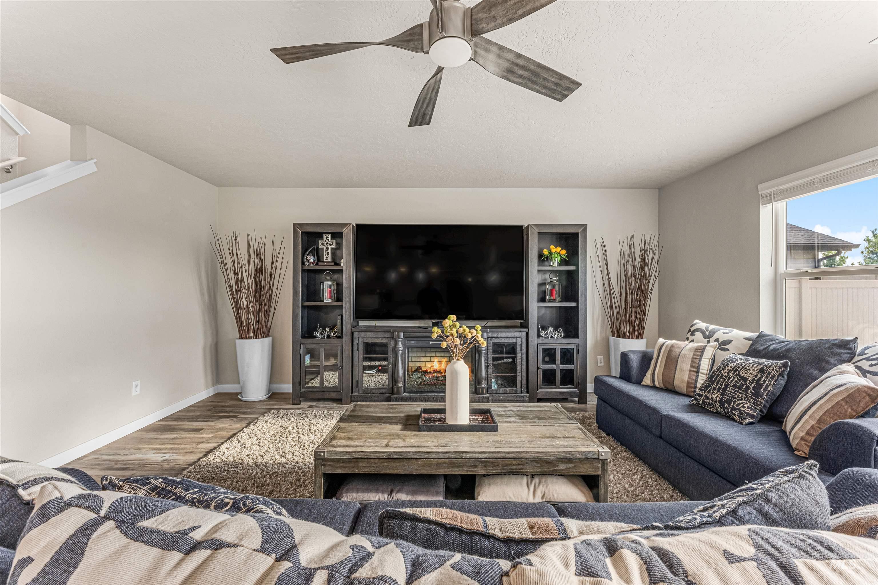 17817 Sunset Ridge Ave.