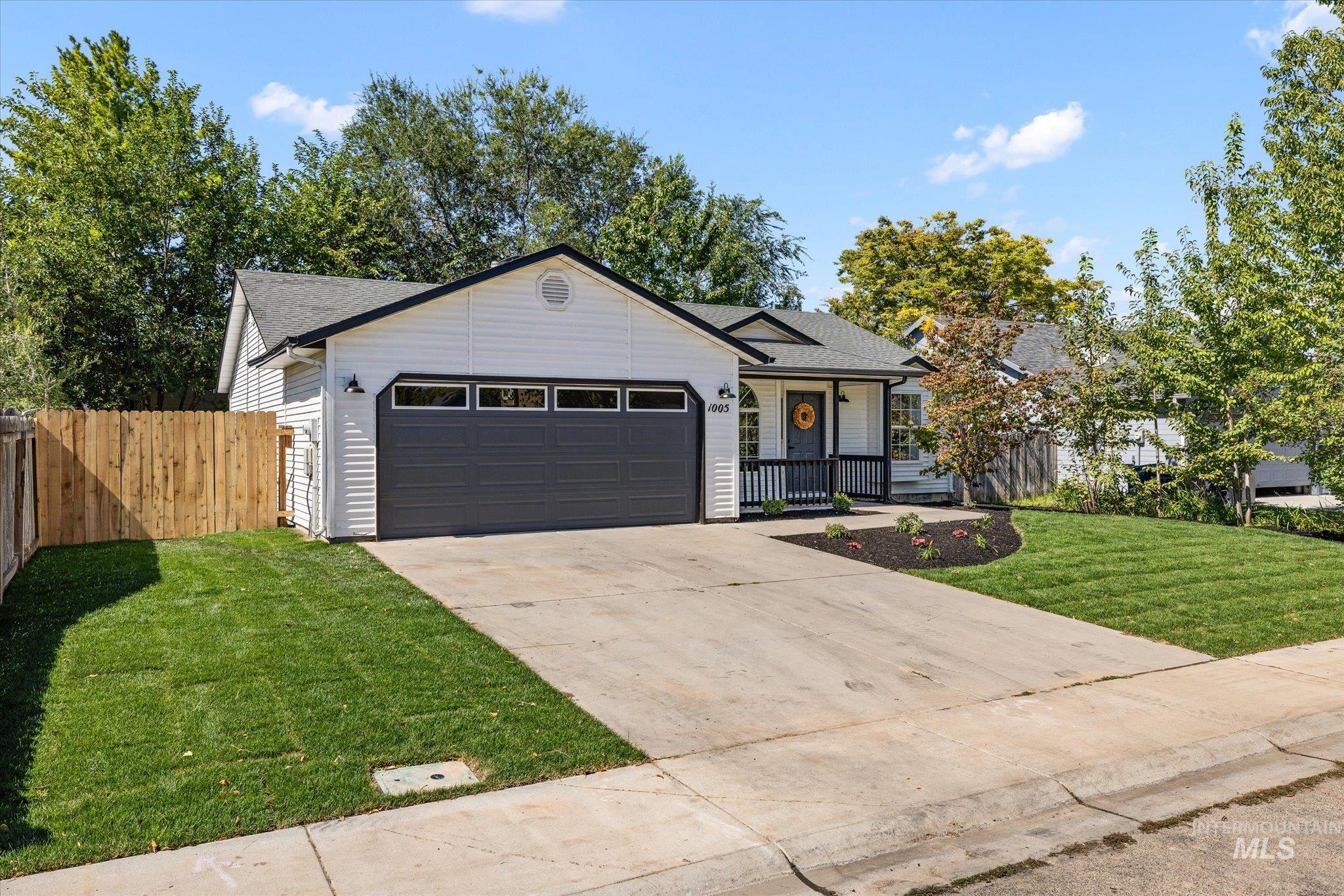 1005 S Bonneville Dr