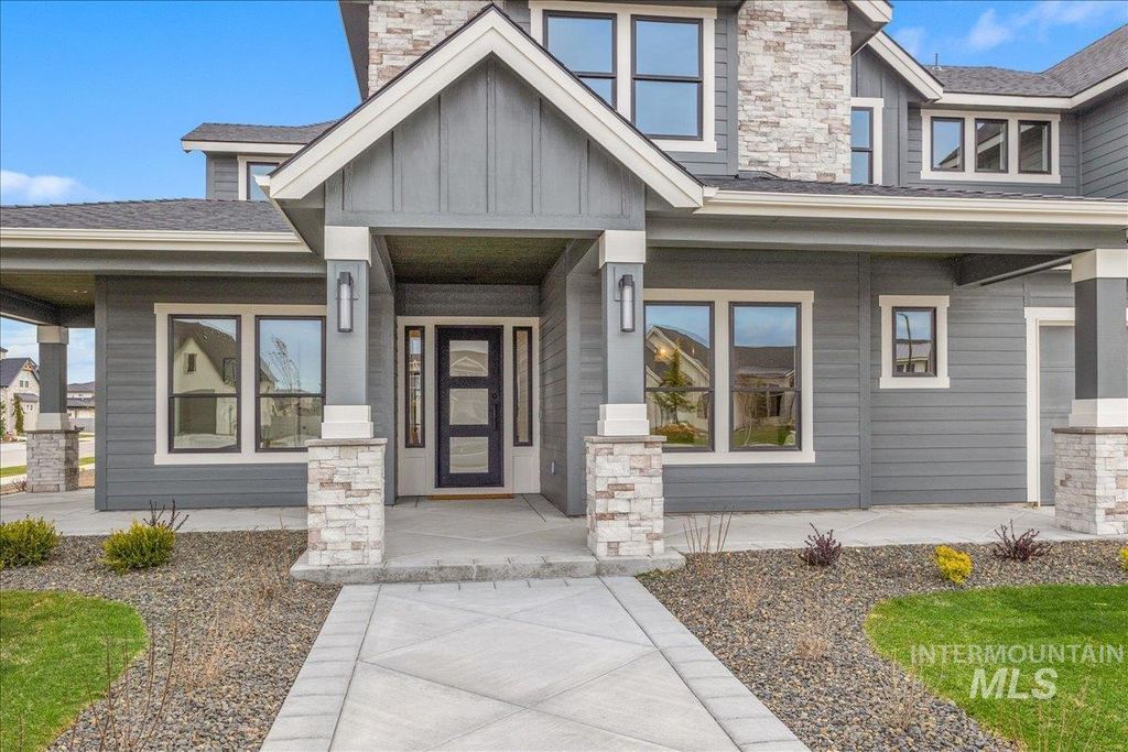 Photo of 6860 S Pemberley Pl, Meridian, ID 83642 (MLS # 98981757)