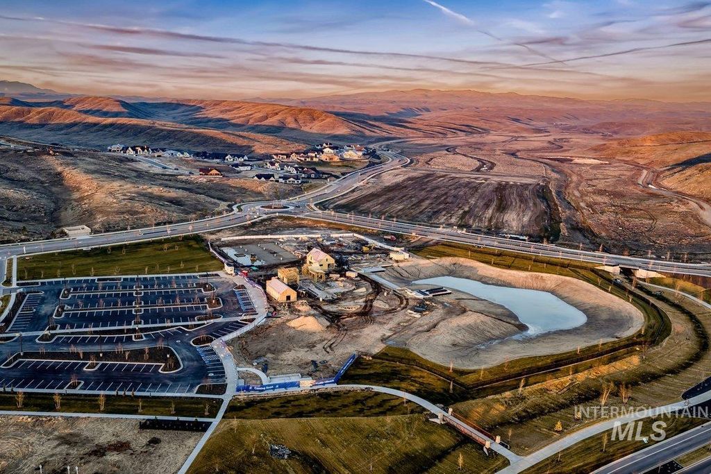 Photo of 7068 N Cairnhill Way, Eagle, ID 83616 (MLS # 98973607)