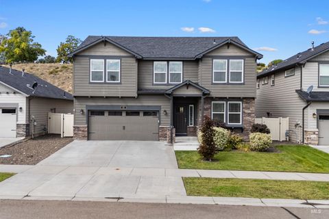 Photo of 65 N Wooddale Ave, Eagle, ID 83616 (MLS # 98976456)