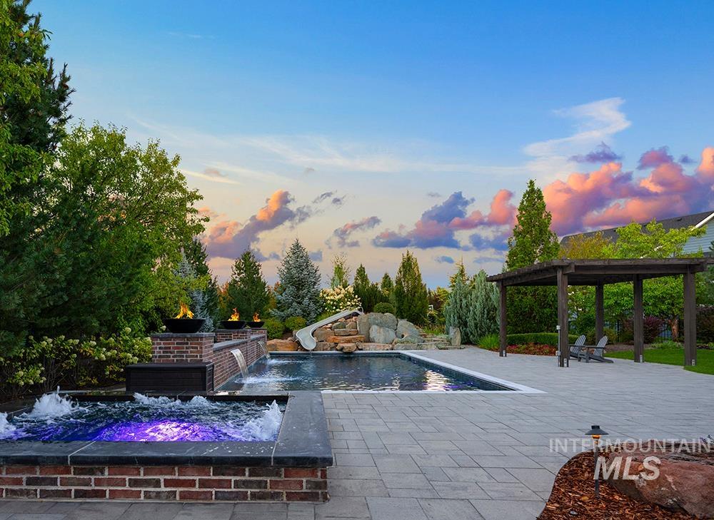 Photo of 1300 W Windbreaker Ln, Eagle, ID 83616 (MLS # 99000424)