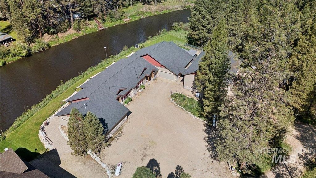 Photo of 36 Kevins Way, Garden Valley, ID 83622 (MLS # 98972285)