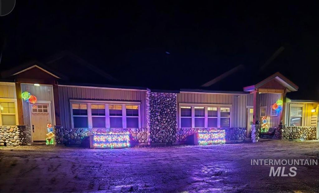 Photo of 36 Kevins, Garden Valley, ID 83622 (MLS # 98972285)