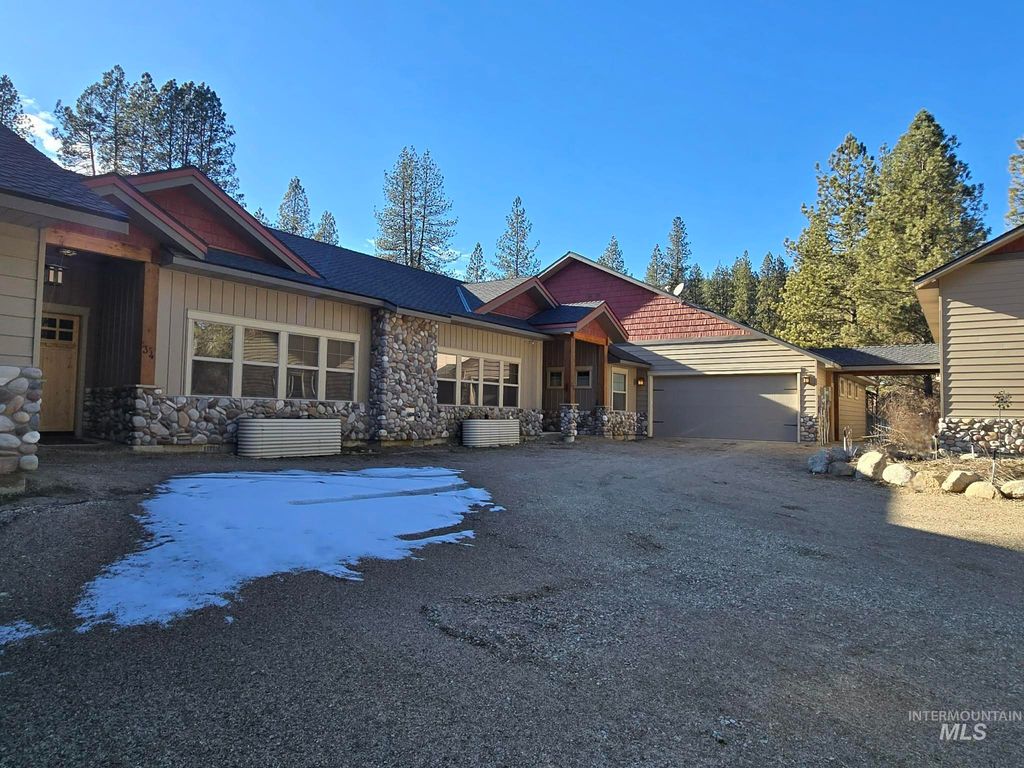 Photo of 36 Kevins, Garden Valley, ID 83622 (MLS # 98972285)