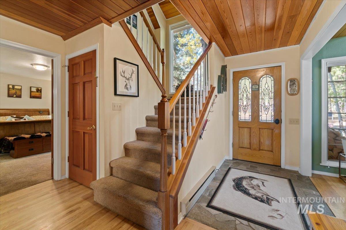 376 Stockton Ct.