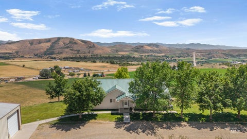 Photo of 1457 E 4600 N, Preston, ID 83263 (MLS # 98995113)