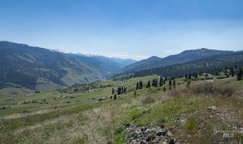 Photo of 96 Elk Haven Circle, Pollock, ID 83547 (MLS # 98984831)