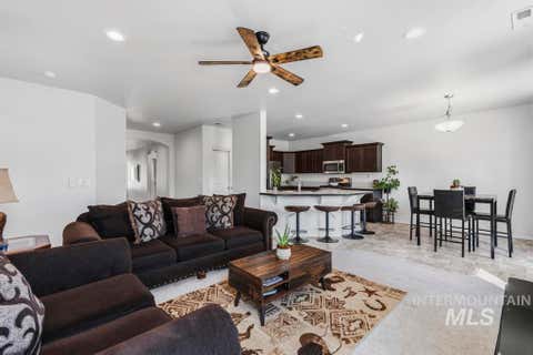 Photo of 522 Belville Place, Caldwell, ID 83605 (MLS # 98998395)