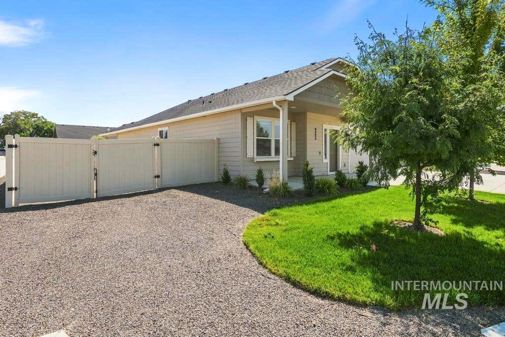 Photo of 522 Belville Place, Caldwell, ID 83605 (MLS # 98998395)