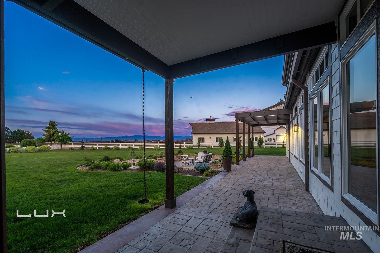 7351 West Ledgerwood Lane