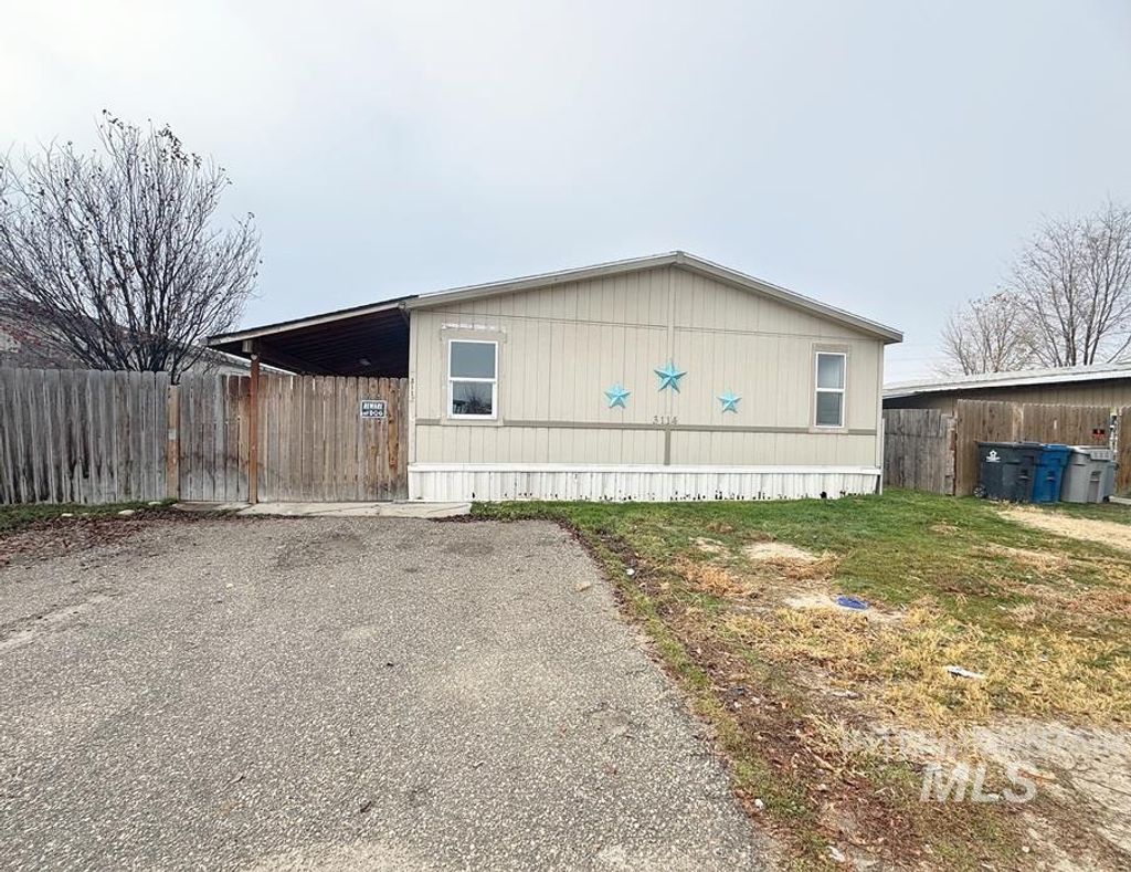 Photo of 3114 Arrowhead Drive, Caldwell, ID 83605 (MLS # 98968214)