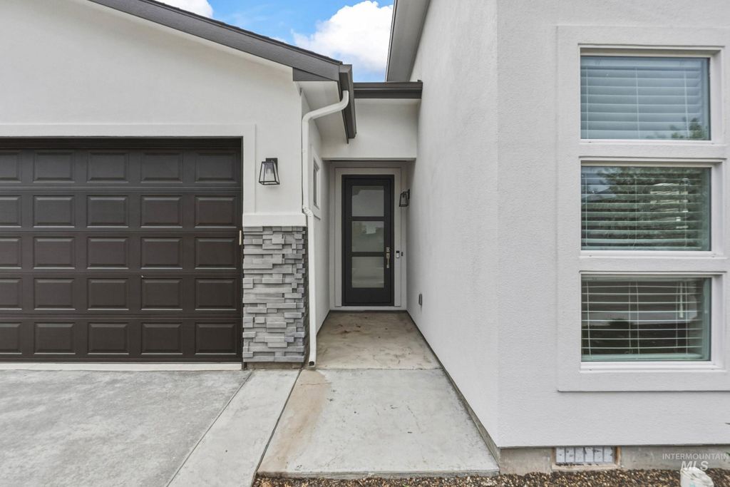 Photo of 12025 W Endsley St, Star, ID 83669 (MLS # 98980675)