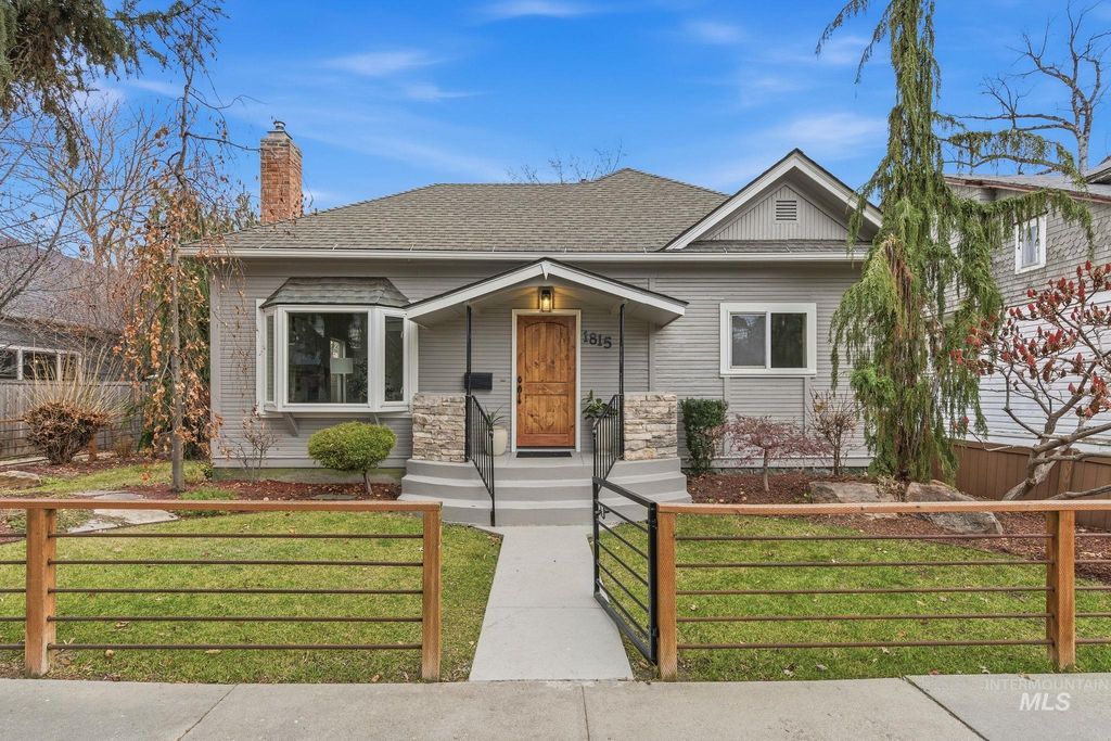 Photo of 1815 N 15th St, Boise, ID 83702 (MLS # 98969150)