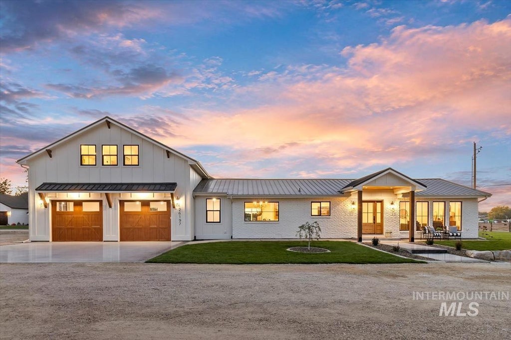 Photo of 26197 Reed Ln, Wilder, ID 83676 (MLS # 99003841)