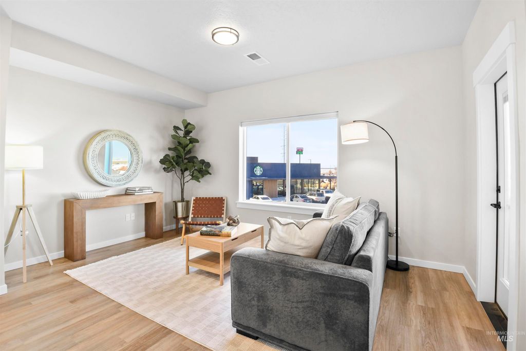 Photo of 507 N Lucy Lane, Nampa, ID 83687 (MLS # 98981968)