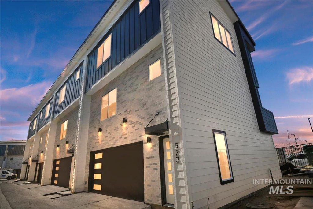 Photo of 507 N Lucy Lane, Nampa, ID 83687 (MLS # 98981968)